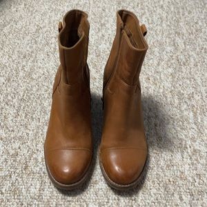 Sperry Leather booties